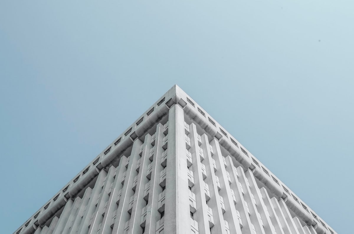 开云官网-为何近年网上骂詹姆斯人变多了？杨毅：40岁的老詹没啥可挑剔的